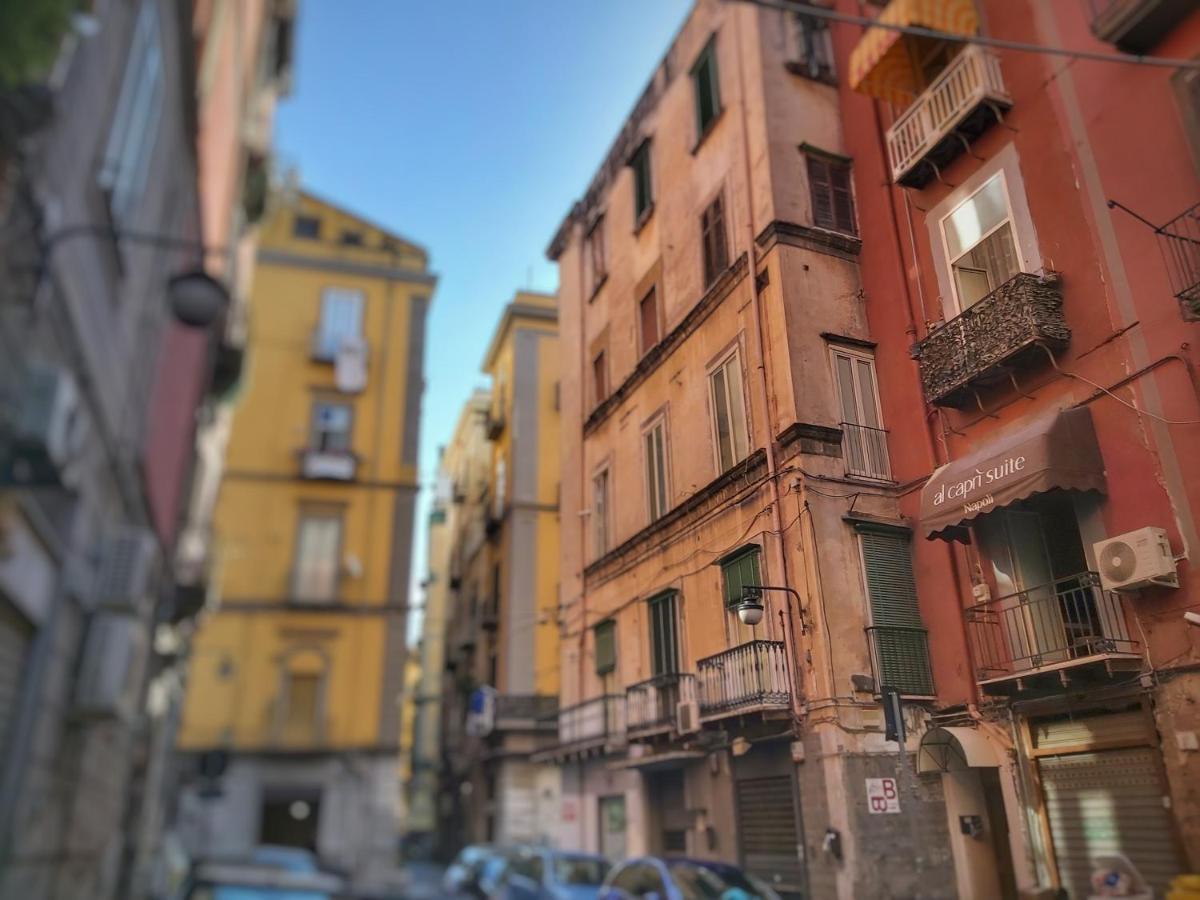 Alcapri Suite Napoli Centro Bagian luar foto